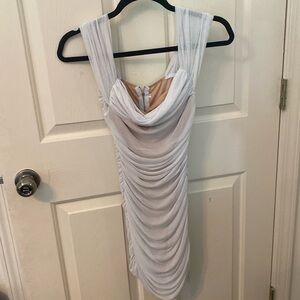 Bodycon ruched white dress
